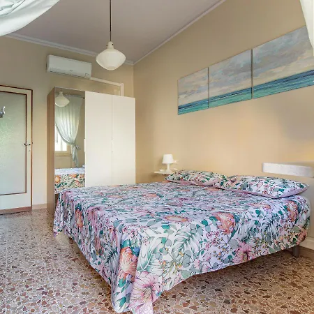Marco Polo Apartment *